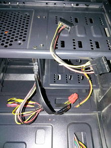 固態硬盤與機械硬盤雙硬盤安裝指南 合理接線與配置方法